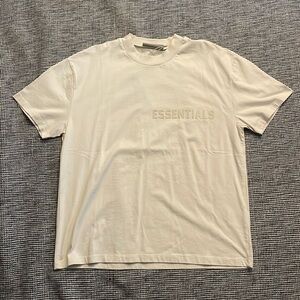 Fear of God Essentials Oversized t-shirt eggshell